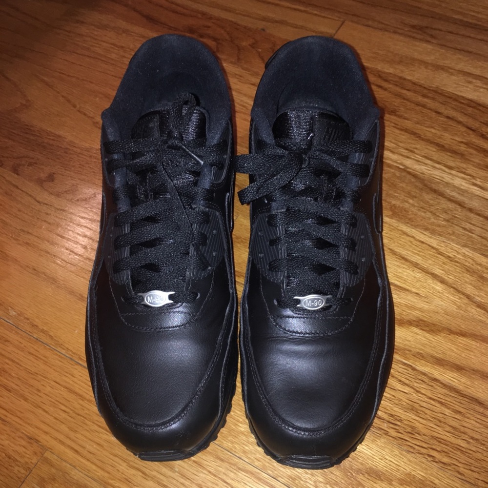 Black Men’s 11.5 Nike AirMax